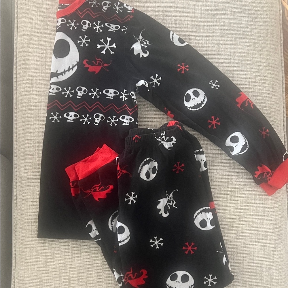 Disney Nightmare Before Christmas Fleece Pajama Set